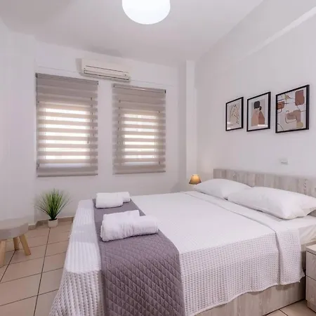 Calliroe Aesthetic Centro Apt Heraklion  Exterior photo